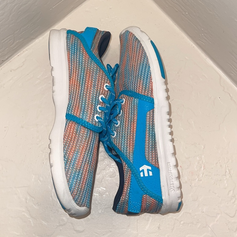 ETNIES SCOUT WOMAN’S SHOE BLUE/MULTICOLOR TOP SZ 8 PRE OWNED EXCELLENT CONDITION - Picture 10 of 15